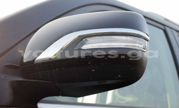 Acheter Import Voiture Toyota Land Cruiser Noir à Import - Dubai, Estuaire Acheter Import Voiture Toyota Land Cruiser Noir à Import - Dubai, Estuaire