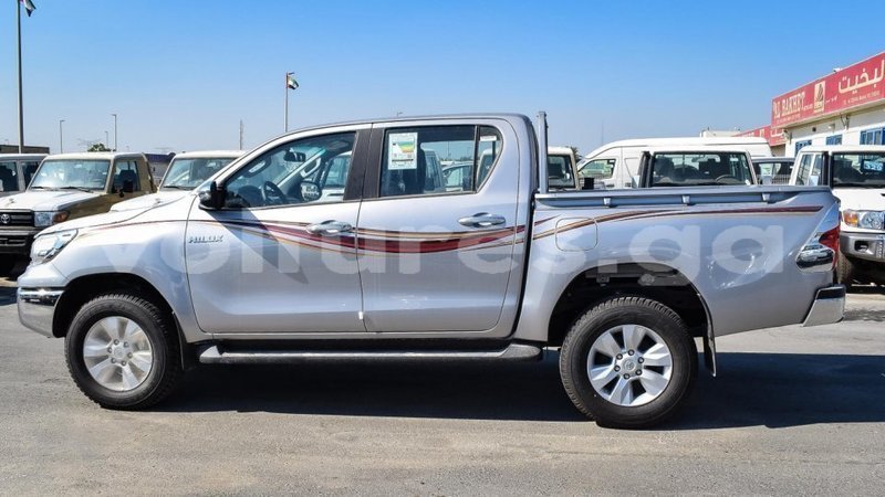 Big with watermark toyota hilux estuary import dubai 5717