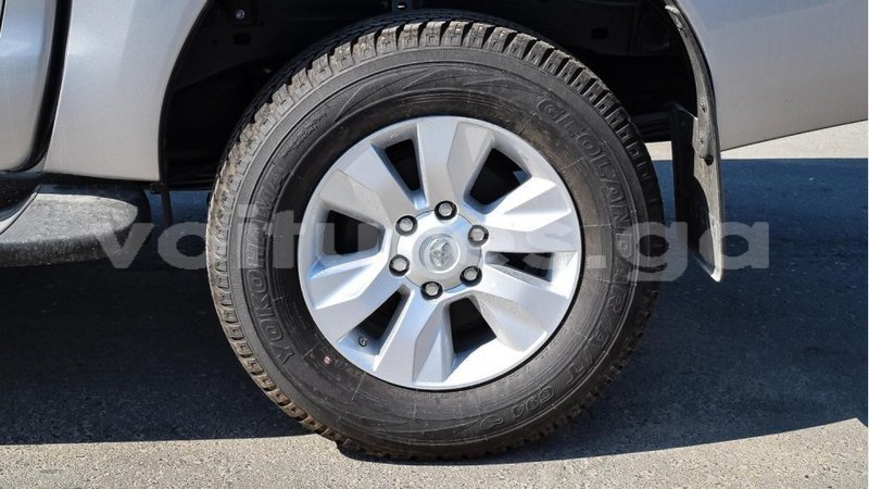 Big with watermark toyota hilux estuary import dubai 5717