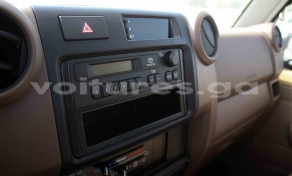 Sayi Imported Toyota Land Cruiser M Mota in Import - Dubai a estuary Sayi Imported Toyota Land Cruiser M Mota in Import - Dubai a estuary