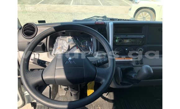 Sayi Imported Mitsubishi L400 White Babbar mota in Import - Dubai a estuary Sayi Imported Mitsubishi L400 White Babbar mota in Import - Dubai a estuary