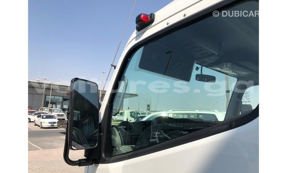 Sayi Imported Mitsubishi L400 White Babbar mota in Import - Dubai a estuary Sayi Imported Mitsubishi L400 White Babbar mota in Import - Dubai a estuary