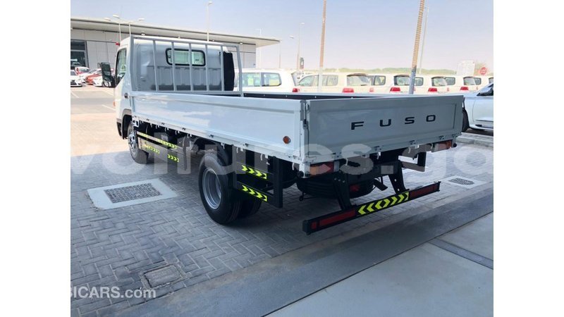 Big with watermark mitsubishi l400 estuaire import dubai 5722