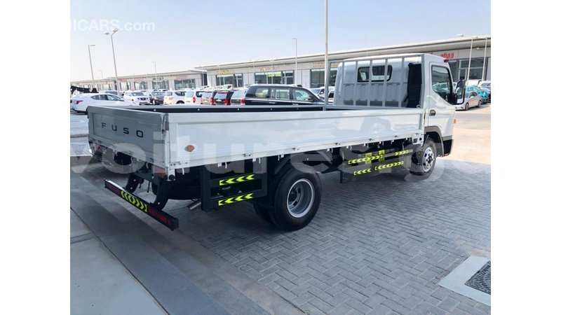 Big with watermark mitsubishi l400 estuaire import dubai 5722