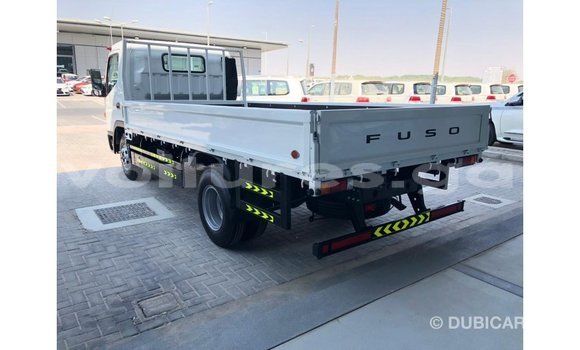 Acheter Import Utilitaire Mitsubishi L400 Blanc à Import - Dubai, Estuaire Acheter Import Utilitaire Mitsubishi L400 Blanc à Import - Dubai, Estuaire