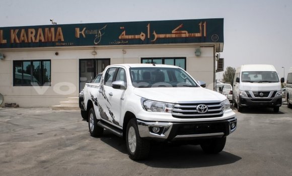 Acheter Import Voiture Toyota Hilux Blanc à Import - Dubai, Estuaire Acheter Import Voiture Toyota Hilux Blanc à Import - Dubai, Estuaire