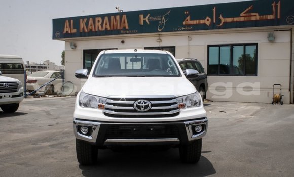 Acheter Import Voiture Toyota Hilux Blanc à Import - Dubai, Estuaire Acheter Import Voiture Toyota Hilux Blanc à Import - Dubai, Estuaire