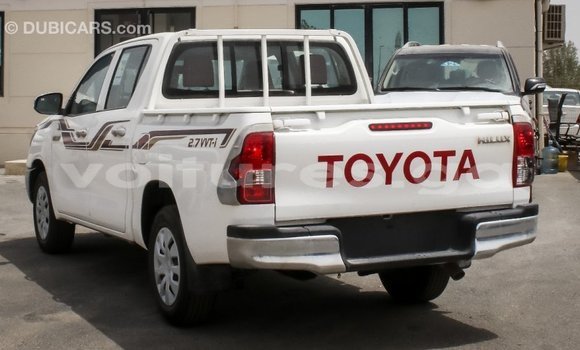 Acheter Import Voiture Toyota Hilux Blanc à Import - Dubai, Estuaire Acheter Import Voiture Toyota Hilux Blanc à Import - Dubai, Estuaire