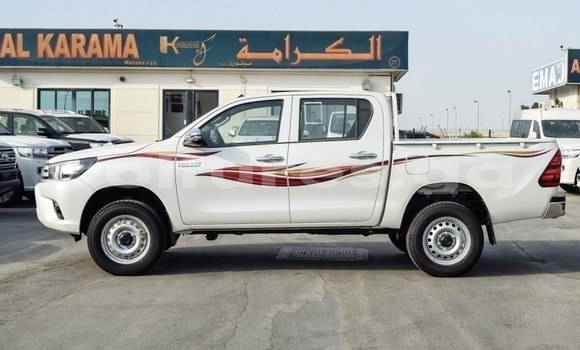 Acheter Import Voiture Toyota Hilux Blanc à Import - Dubai, Estuaire Acheter Import Voiture Toyota Hilux Blanc à Import - Dubai, Estuaire