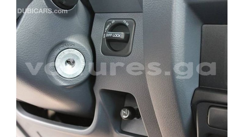 Big with watermark toyota land cruiser estuaire import dubai 5737