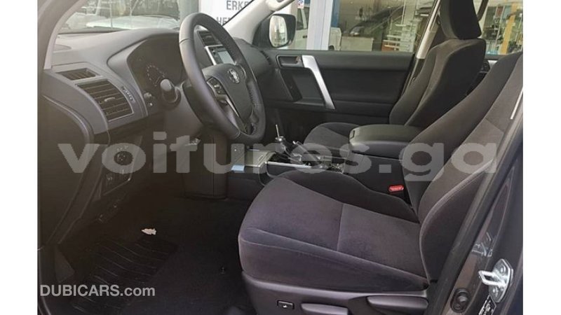 Big with watermark toyota prado estuaire import dubai 5739