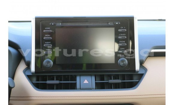 Acheter Import Utilitaire Toyota HiAce Blanc à Import - Dubai, Estuaire Acheter Import Utilitaire Toyota HiAce Blanc à Import - Dubai, Estuaire