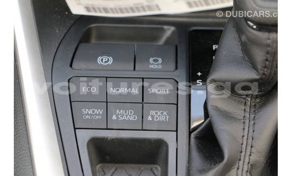 Acheter Import Utilitaire Toyota HiAce Blanc à Import - Dubai, Estuaire Acheter Import Utilitaire Toyota HiAce Blanc à Import - Dubai, Estuaire