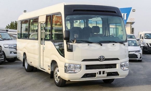 Acheter Import Voiture Toyota Coaster Blanc à Import - Dubai, Estuaire Acheter Import Voiture Toyota Coaster Blanc à Import - Dubai, Estuaire