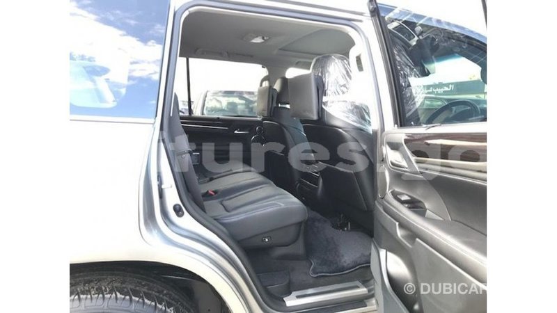 Big with watermark lexus lx estuaire import dubai 5742