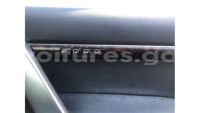 Big with watermark toyota land cruiser estuaire import dubai 5743