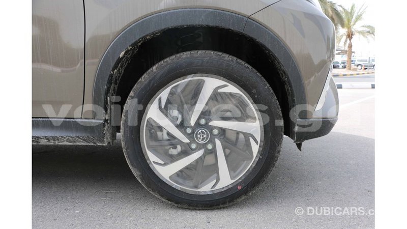 Big with watermark toyota rush estuaire import dubai 5752