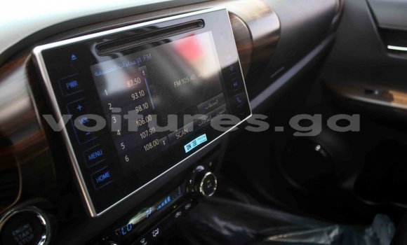 Sayi Imported Toyota Hilux Sauran Mota in Import - Dubai a estuary Sayi Imported Toyota Hilux Sauran Mota in Import - Dubai a estuary