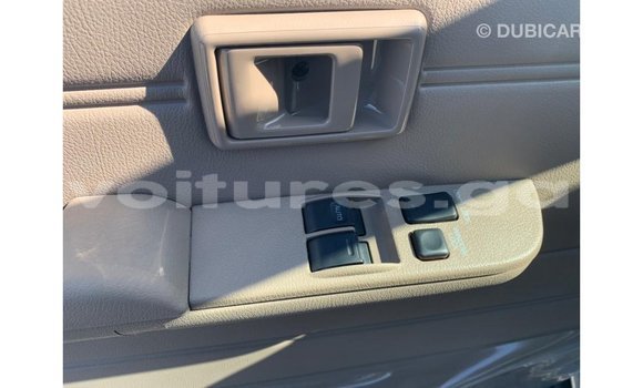 Acheter Import Voiture Mitsubishi i Blanc à Import - Dubai, Estuaire Acheter Import Voiture Mitsubishi i Blanc à Import - Dubai, Estuaire