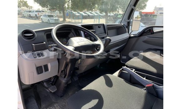 Acheter Import Voiture Mitsubishi i Blanc à Import - Dubai, Estuaire Acheter Import Voiture Mitsubishi i Blanc à Import - Dubai, Estuaire