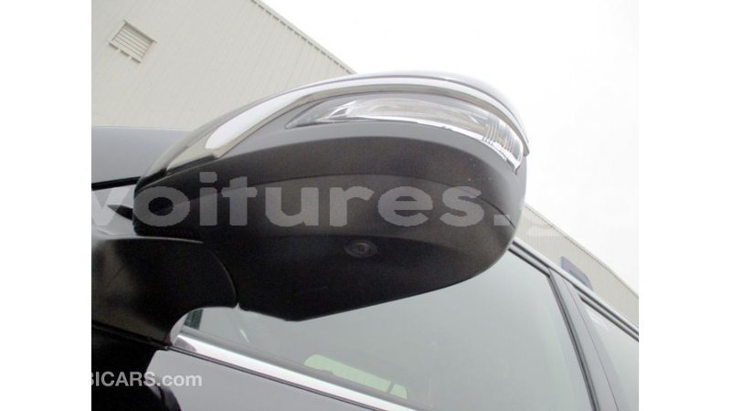 Big with watermark toyota land cruiser estuaire import dubai 5760