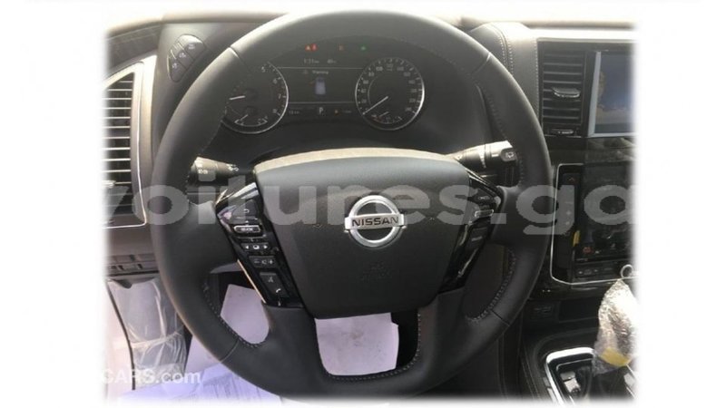 Big with watermark nissan patrol estuaire import dubai 5763