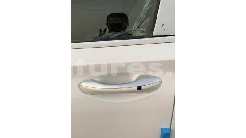 Big with watermark hyundai santa fe estuaire import dubai 5779