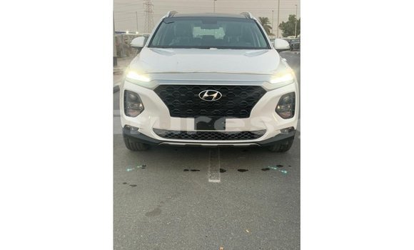 Acheter Import Voiture Hyundai Santa Fe Blanc à Import - Dubai, Estuaire Acheter Import Voiture Hyundai Santa Fe Blanc à Import - Dubai, Estuaire