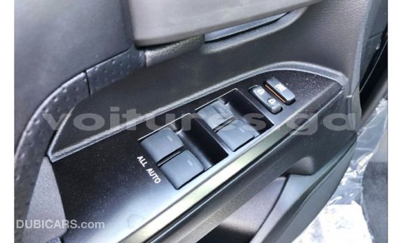 Acheter Import Voiture Toyota Land Cruiser Noir à Import - Dubai, Estuaire Acheter Import Voiture Toyota Land Cruiser Noir à Import - Dubai, Estuaire