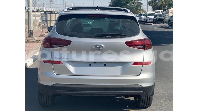 Big with watermark hyundai tucson estuaire import dubai 5784