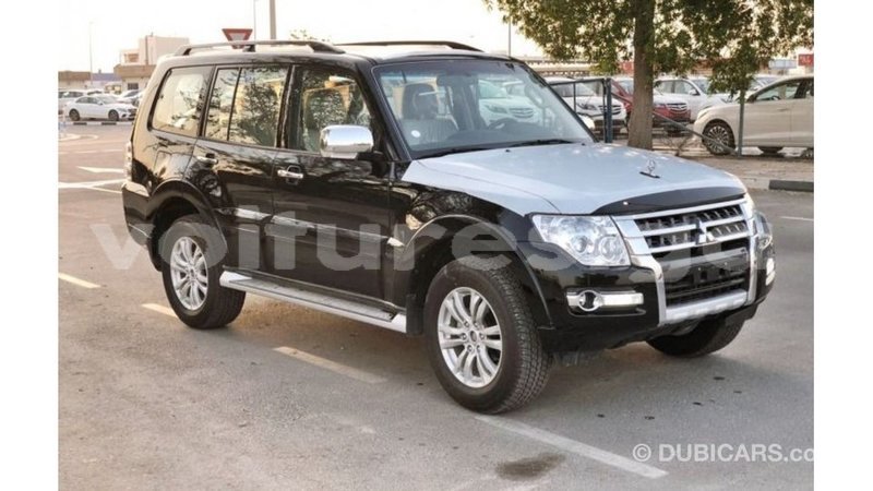 Big with watermark mitsubishi pajero estuaire import dubai 5789