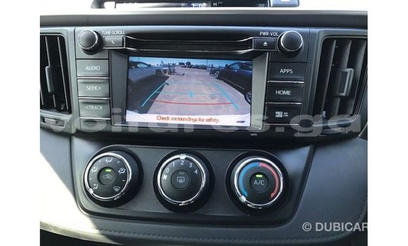 Sayi Imported Toyota HiAce White Babbar mota in Import - Dubai a estuary Sayi Imported Toyota HiAce White Babbar mota in Import - Dubai a estuary