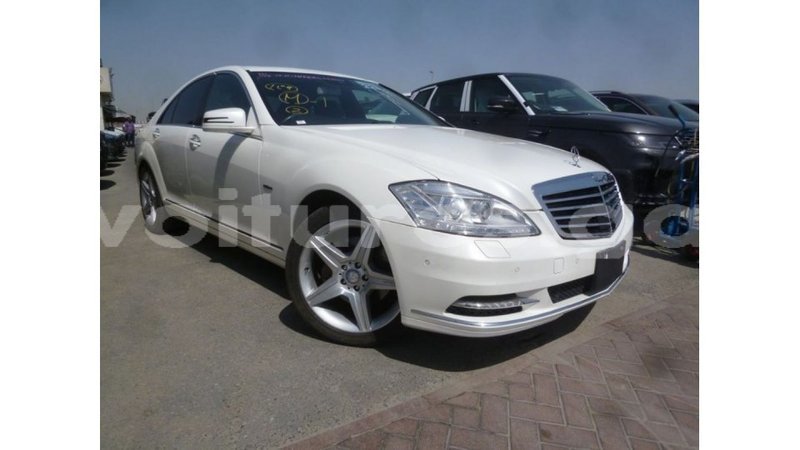 Big with watermark mercedes benz 190 estuaire import dubai 5792