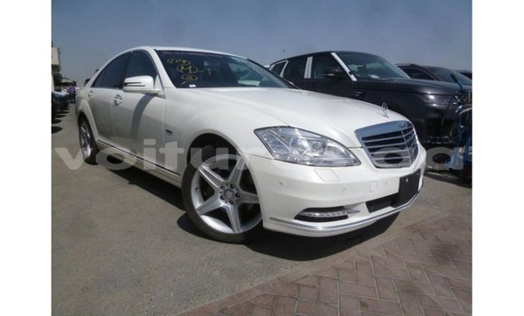 Buy Import Mercedes-Benz 190 White Car in Import - Dubai in Estuary Buy Import Mercedes-Benz 190 White Car in Import - Dubai in Estuary