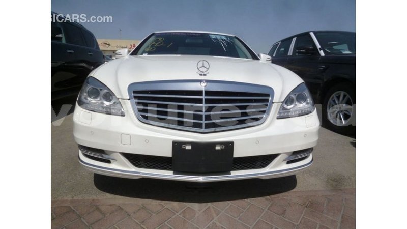 Big with watermark mercedes benz 190 estuaire import dubai 5792