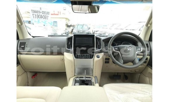 Sayi Imported Toyota Land Cruiser Sauran Mota in Import - Dubai a estuary Sayi Imported Toyota Land Cruiser Sauran Mota in Import - Dubai a estuary