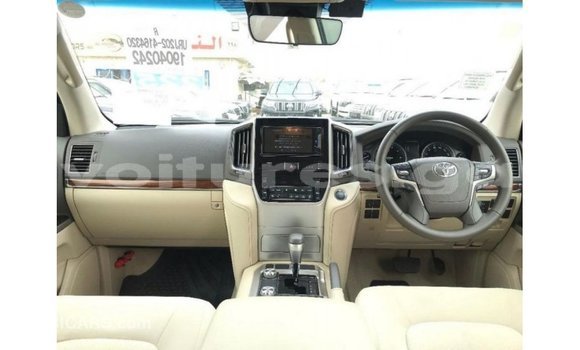 Sayi Imported Toyota Land Cruiser Sauran Mota in Import - Dubai a estuary Sayi Imported Toyota Land Cruiser Sauran Mota in Import - Dubai a estuary