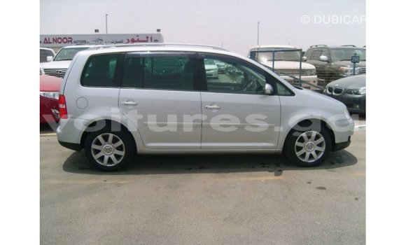 Buy Import Volkswagen Touran Other Car in Import - Dubai in Estuary Buy Import Volkswagen Touran Other Car in Import - Dubai in Estuary