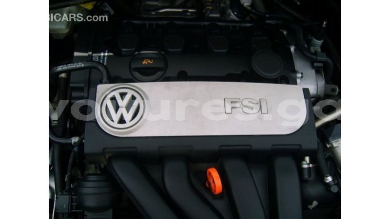 Big with watermark volkswagen touran estuary import dubai 5805