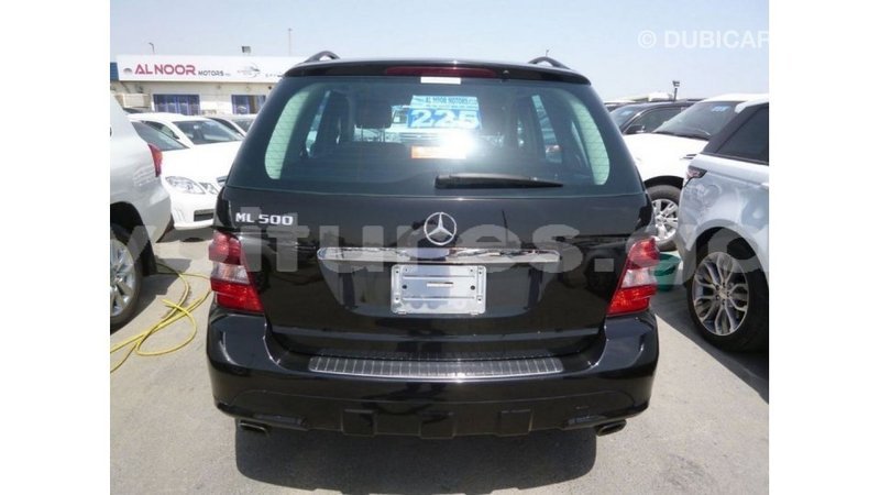 Big with watermark mercedes benz 190 estuaire import dubai 5808