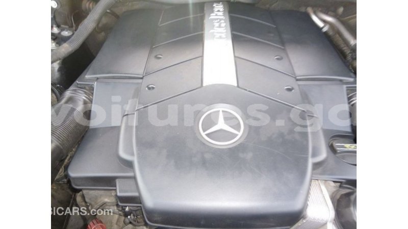 Big with watermark mercedes benz 190 estuaire import dubai 5808