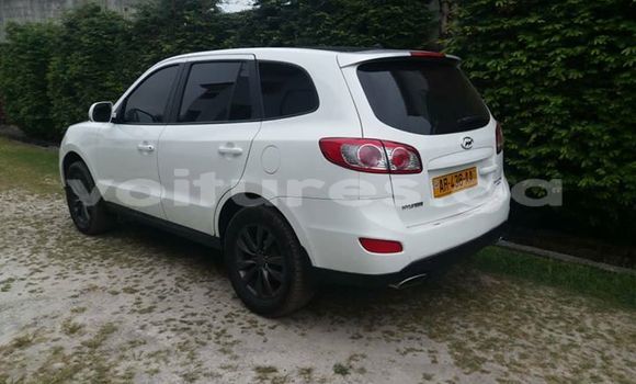 Acheter Occasion Voiture Hyundai Santa Fe Blanc à Libreville, Estuaire Acheter Occasion Voiture Hyundai Santa Fe Blanc à Libreville, Estuaire