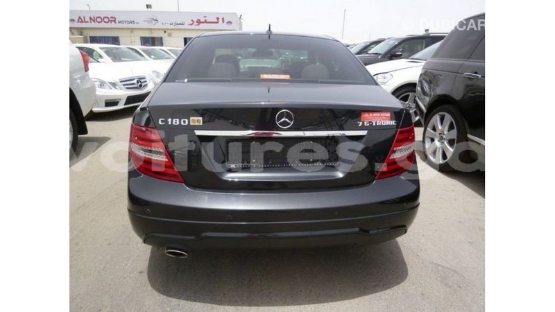 Big with watermark mercedes benz 190 estuaire import dubai 5810