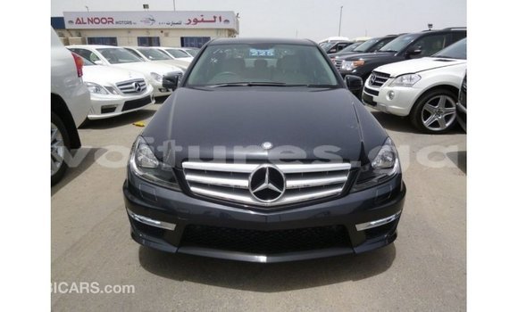 Buy Import Mercedes-Benz 190 Black Car in Import - Dubai in Estuary Buy Import Mercedes-Benz 190 Black Car in Import - Dubai in Estuary