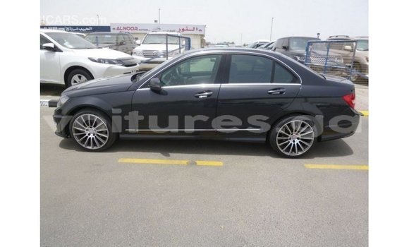 Buy Import Mercedes-Benz 190 Black Car in Import - Dubai in Estuary Buy Import Mercedes-Benz 190 Black Car in Import - Dubai in Estuary