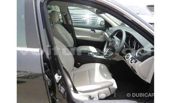 Buy Import Mercedes-Benz 190 Black Car in Import - Dubai in Estuary Buy Import Mercedes-Benz 190 Black Car in Import - Dubai in Estuary