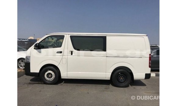 Acheter Import Voiture Toyota Hiace Blanc à Import - Dubai, Estuaire Acheter Import Voiture Toyota Hiace Blanc à Import - Dubai, Estuaire