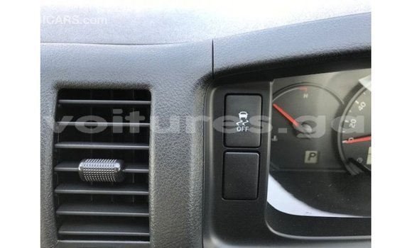 Acheter Import Voiture Toyota Hiace Blanc à Import - Dubai, Estuaire Acheter Import Voiture Toyota Hiace Blanc à Import - Dubai, Estuaire