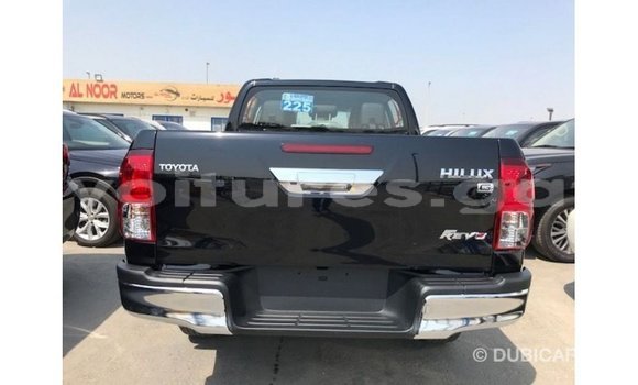Acheter Import Voiture Toyota Hilux Noir à Import - Dubai, Estuaire Acheter Import Voiture Toyota Hilux Noir à Import - Dubai, Estuaire