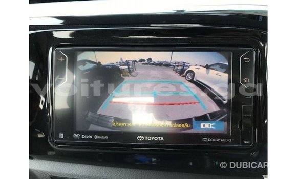 Acheter Import Voiture Toyota Hilux Noir à Import - Dubai, Estuaire Acheter Import Voiture Toyota Hilux Noir à Import - Dubai, Estuaire